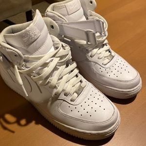 Nike Air Force 1 - High Top